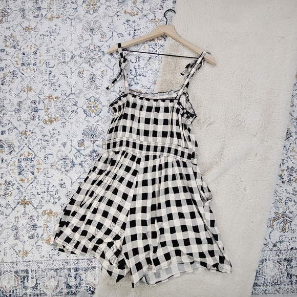 Torrid Stretch Challis Tie Strap Romper Gingham 00 BNWT - Picture 11 of 11